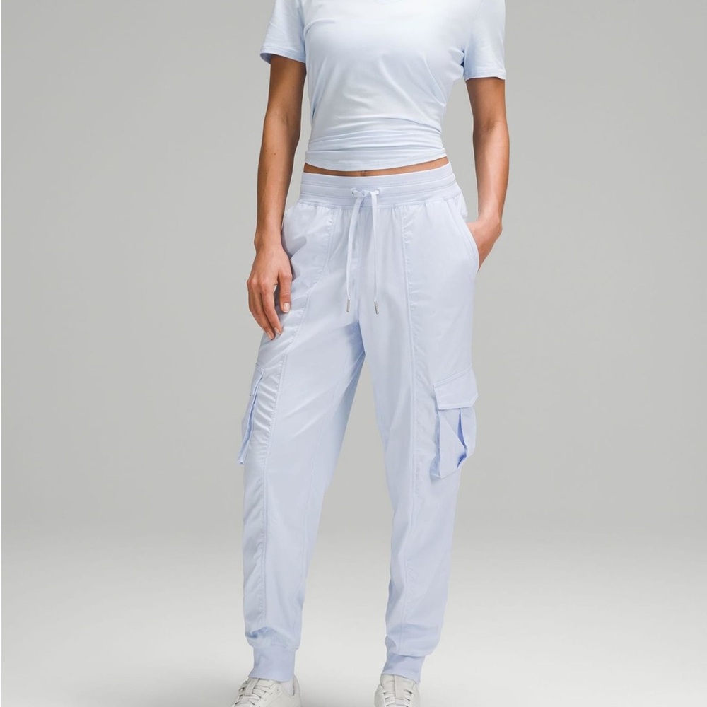 Lululemon Dance Studio Relaxed Fit Mid Rise Cargo Joggers Windmill Size 8 - Picture 2 of 11